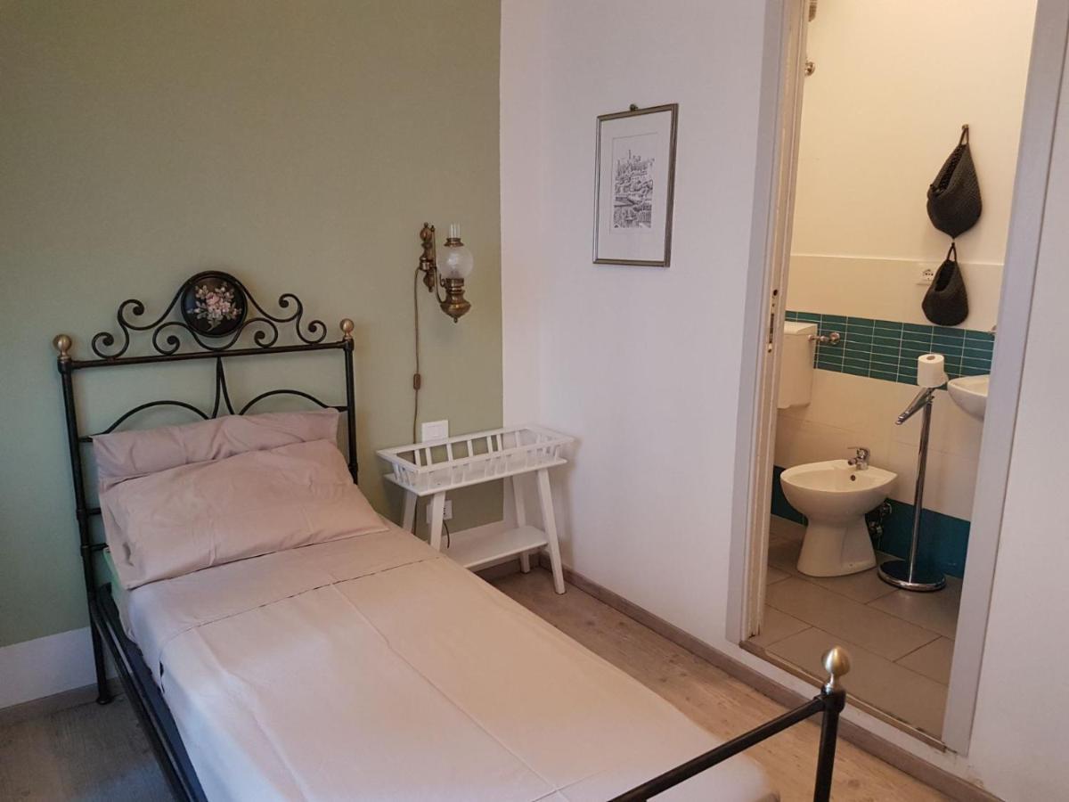 Il Moscondoro Di Mz Bologna Bilik gambar